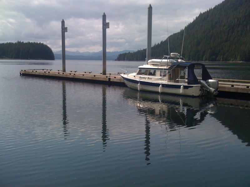 Perfect boat for a day trip to Taku Harbor