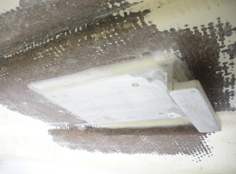 port/forward mounting bracket for fuel tank, ready to be glassed in