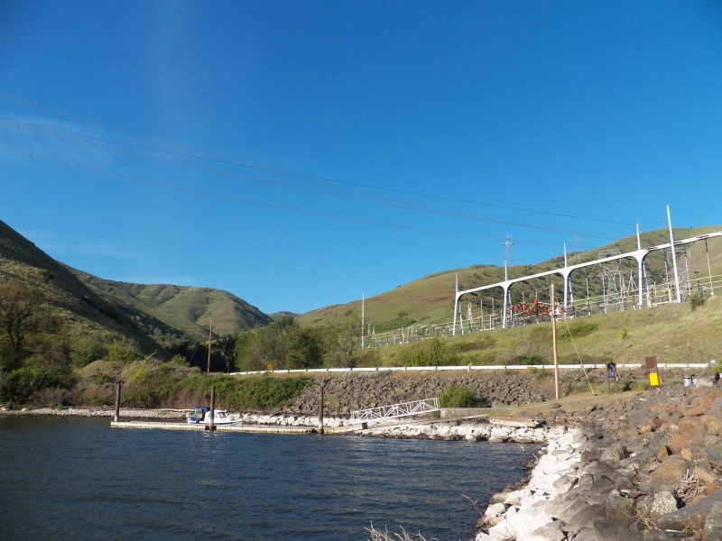 Right at the Lower Granite dam is a launch and dock.  It appeared to be a lonely place and not one where I would want to leave my trailer, although a thief would have a 40 mile drive from anywhere to pilfer through my car.