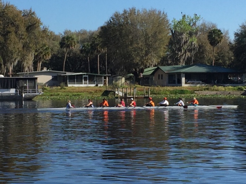 Rowers going By