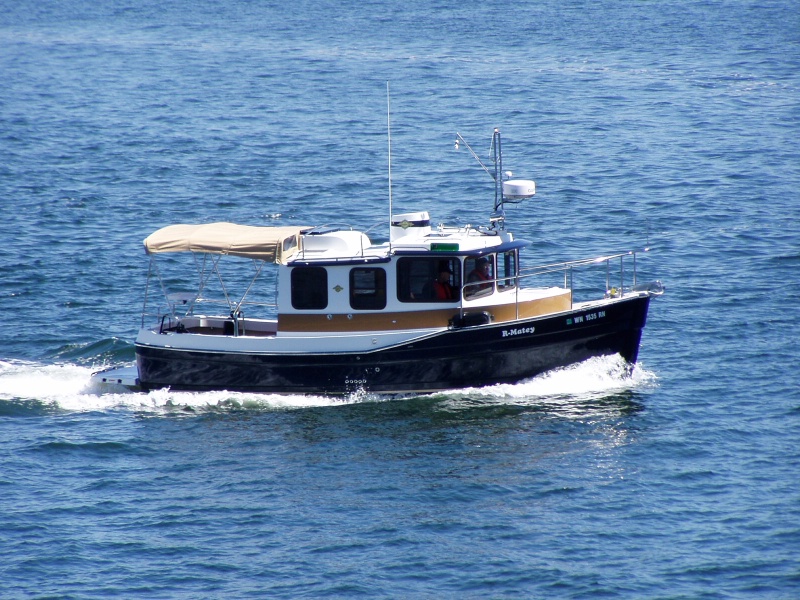 Ruth and Joe's new Ranger 25SC R-Matey proving that once a C-Brat always a C-
Brat