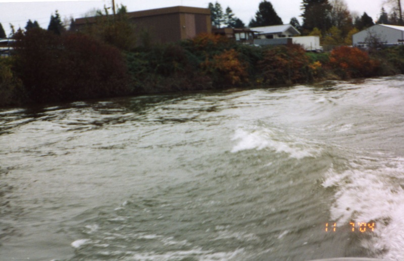 (Ruth & Joe) Snohomish: The brown building (upper left) used to be the home of Nelson Yacht, owned by Tom Nelson.  Tom is now building the American Tug (at Tomco Inc) located in LaConner.