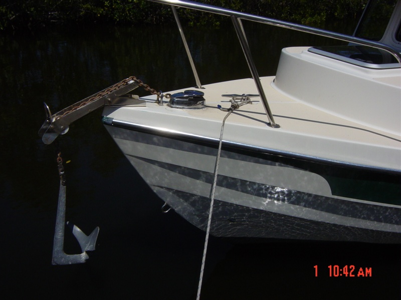 showing how  anchor windlass works