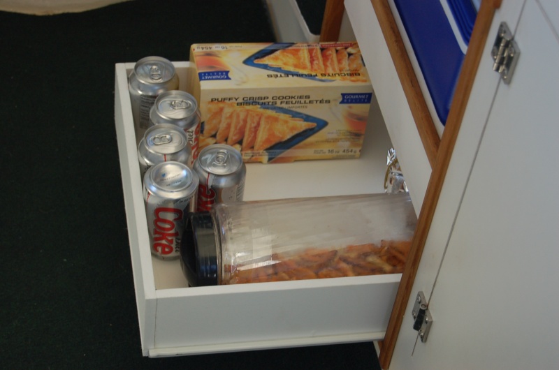 Snack and mix drawer