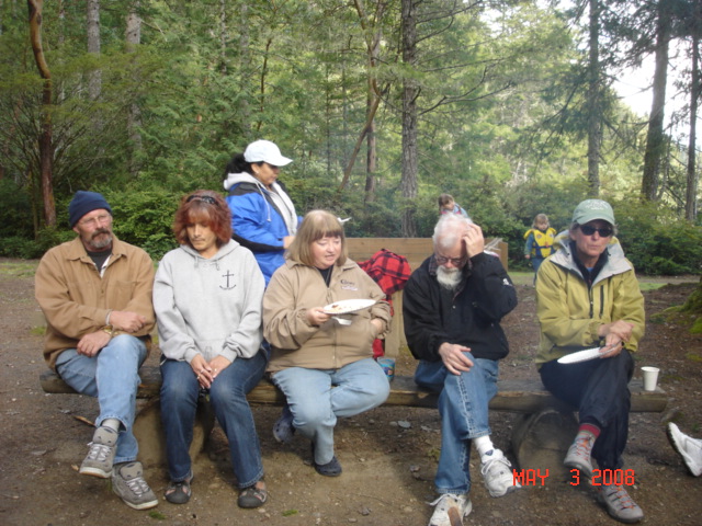Stanley, Dalia, Tanya,
Patty, Terry & Robbi