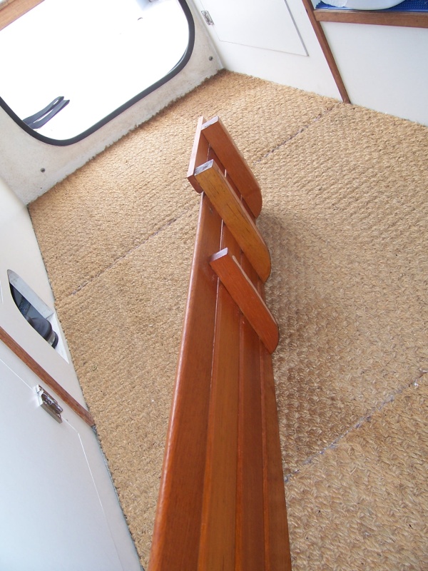 starboard side of three piece head floor