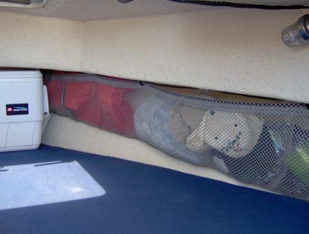 Storage net,starboard side cabin.