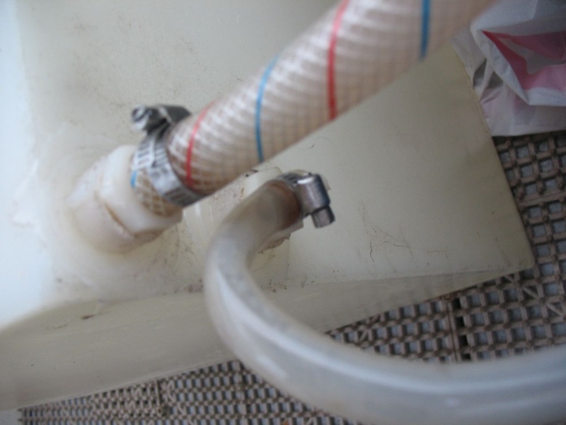 supply and sight fittings close