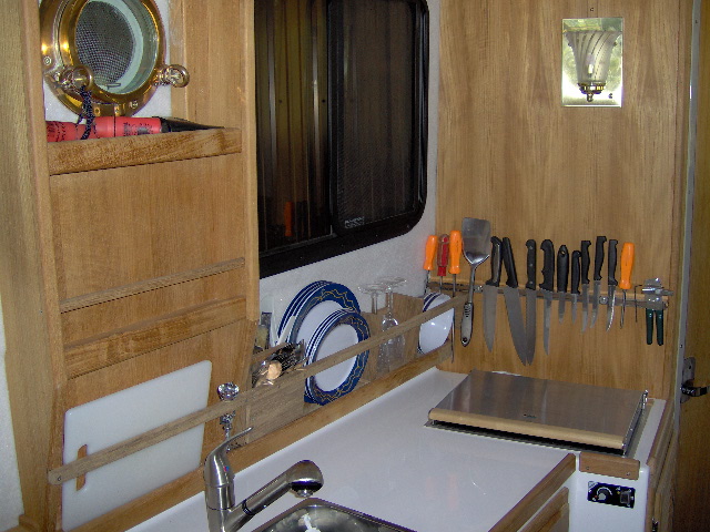Thanks to Inland Ranger, WhAT A GREAT IDEA. Magnetic bar for tools, my idea