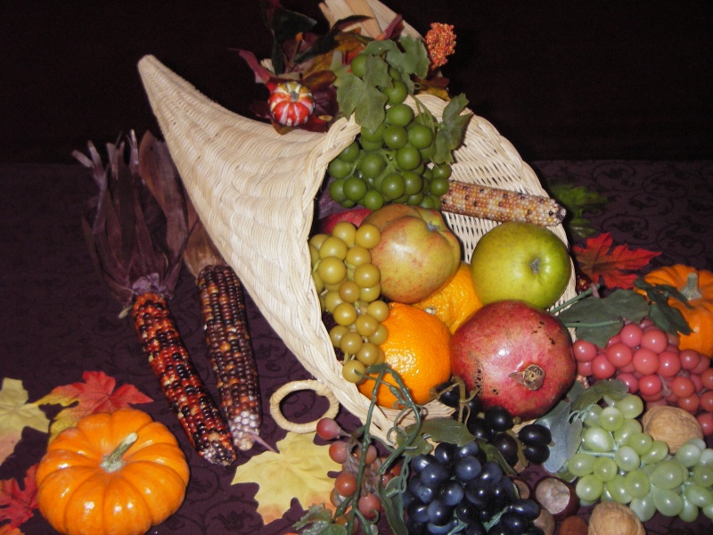 Thanksgiving "Horn of Plenty" display.