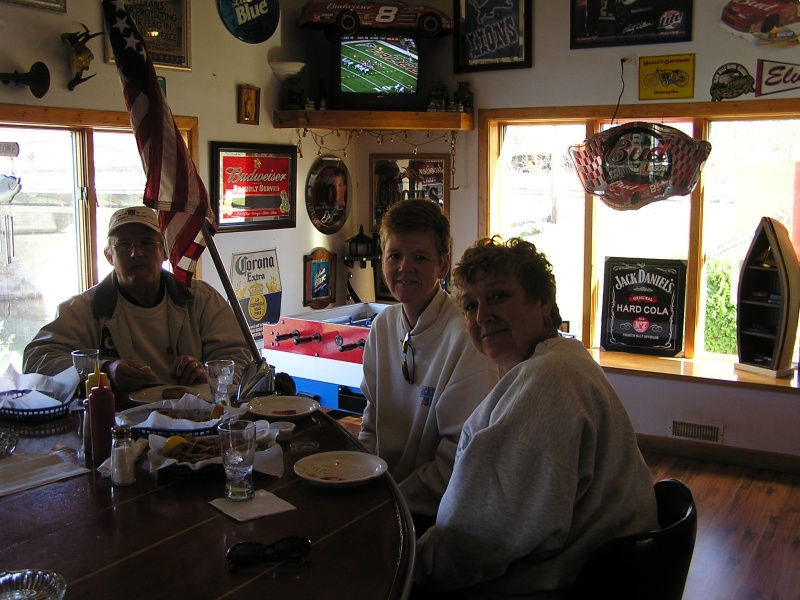 The Inn Between Restaurant on Indian River