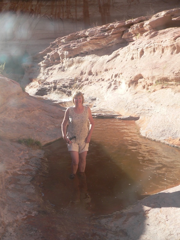The one mile hike along the creek bed to the Indian Ruins
