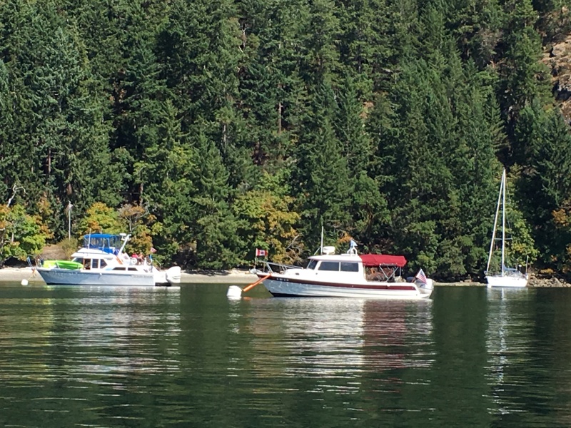 The system looks a bit peculiar but I?ll take that for a quiet night?s sleep. Plus it?s kind of fun when folks tootle past in their dinghy looking at it.