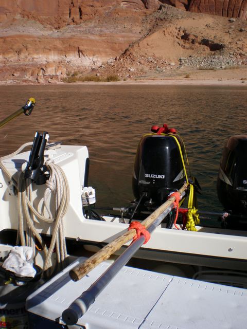Tiller rig after broken steering cable, courtesy of the factory