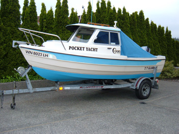 Trailer adjusted and we're ready for the water