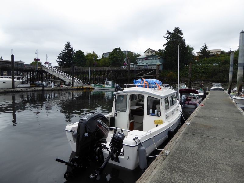 Transient moorage at Friday Harbor at a minus 2 tide...depth sounder was reading 2.8 feet as I pulled in. Gotta love these boats!