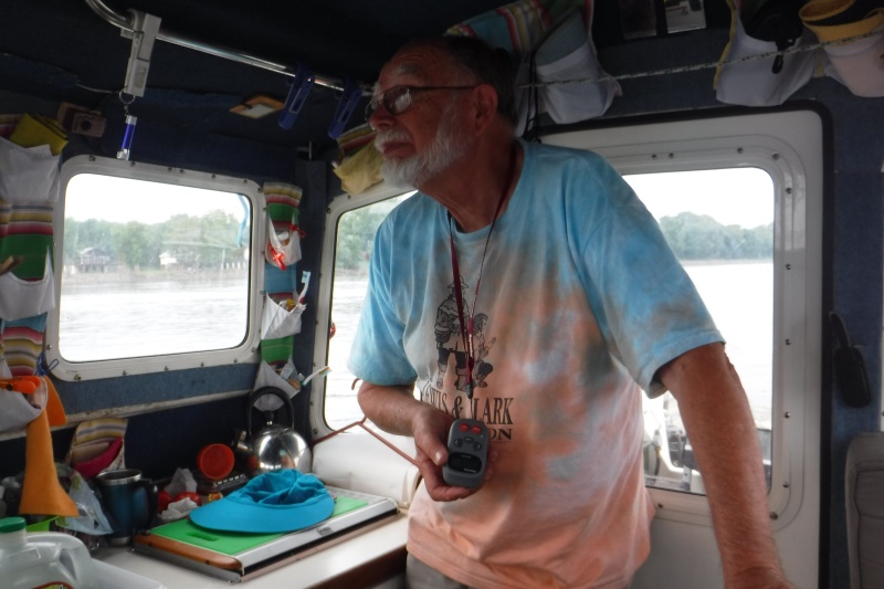 Using the Remote
We like the slower speeds but spending a lot of time at the helm gets tiresome.  With the remote for the auto pilot you can get up and wander a bit.  The remote allows you to make little changes.  Still like the wheel in hand for major stuff like meeting other boats.
