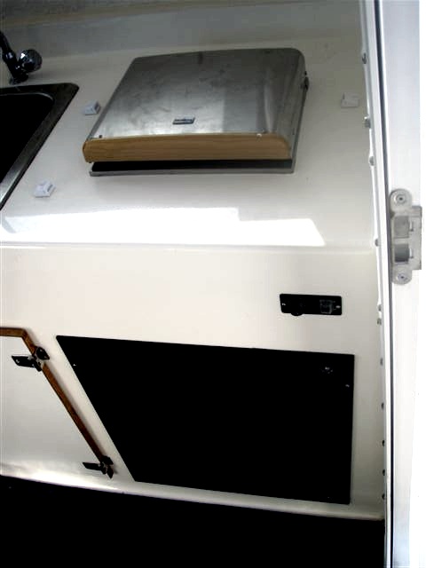 wallas stove with tundra refridge