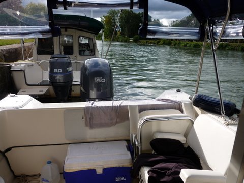 Will-C back to back with Cresent Girl