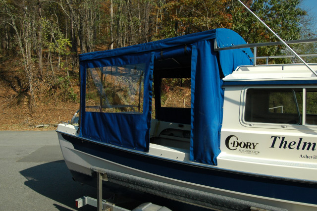 Zippered doors port and starboard